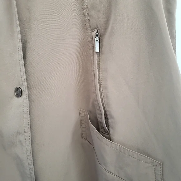 ✴✴ Gallery Women's Snap/Zip Front, Hooded Rain Coat - Picture 5 of 7